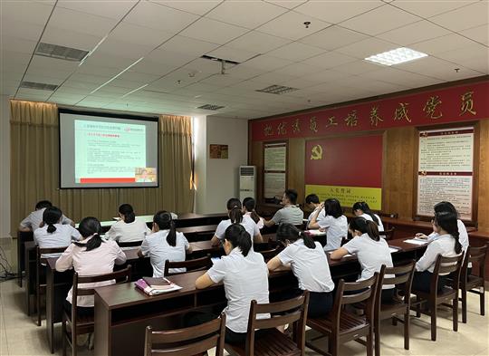 大发体育集团有限公司
组织参加疫情常态化下建筑企业经营管理风险管控培训